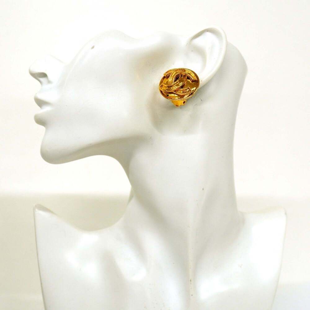 CHANEL Gold Logo Earrings - Picture 5 of 6